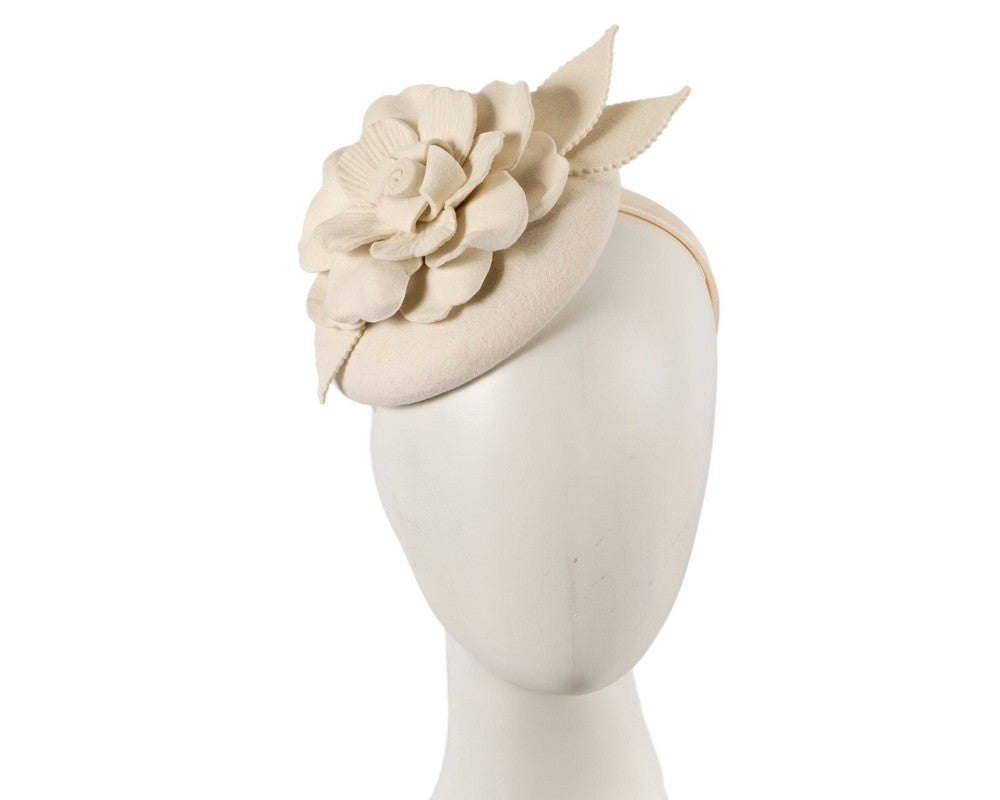 Cream winter pillbox fascinator by Max Alexander-0